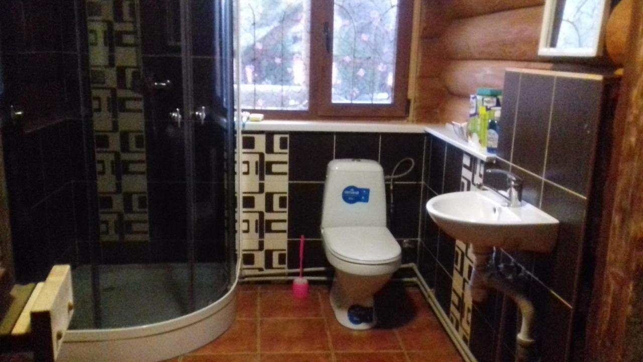 Затишний Будиночок Bukovets Exteriör bild