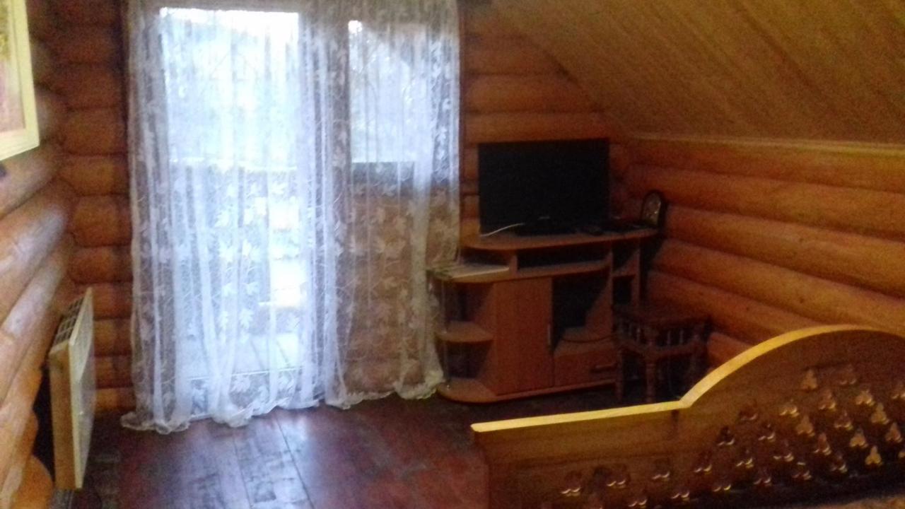 Затишний Будиночок Bukovets Exteriör bild