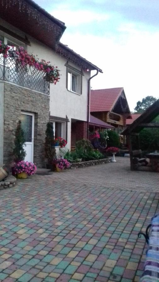 Затишний Будиночок Bukovets Exteriör bild