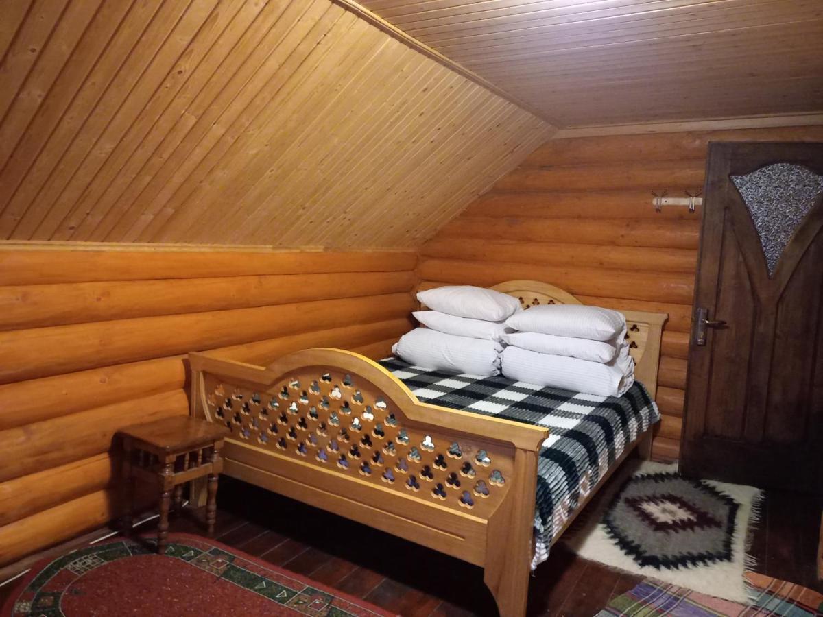 Затишний Будиночок Bukovets Exteriör bild