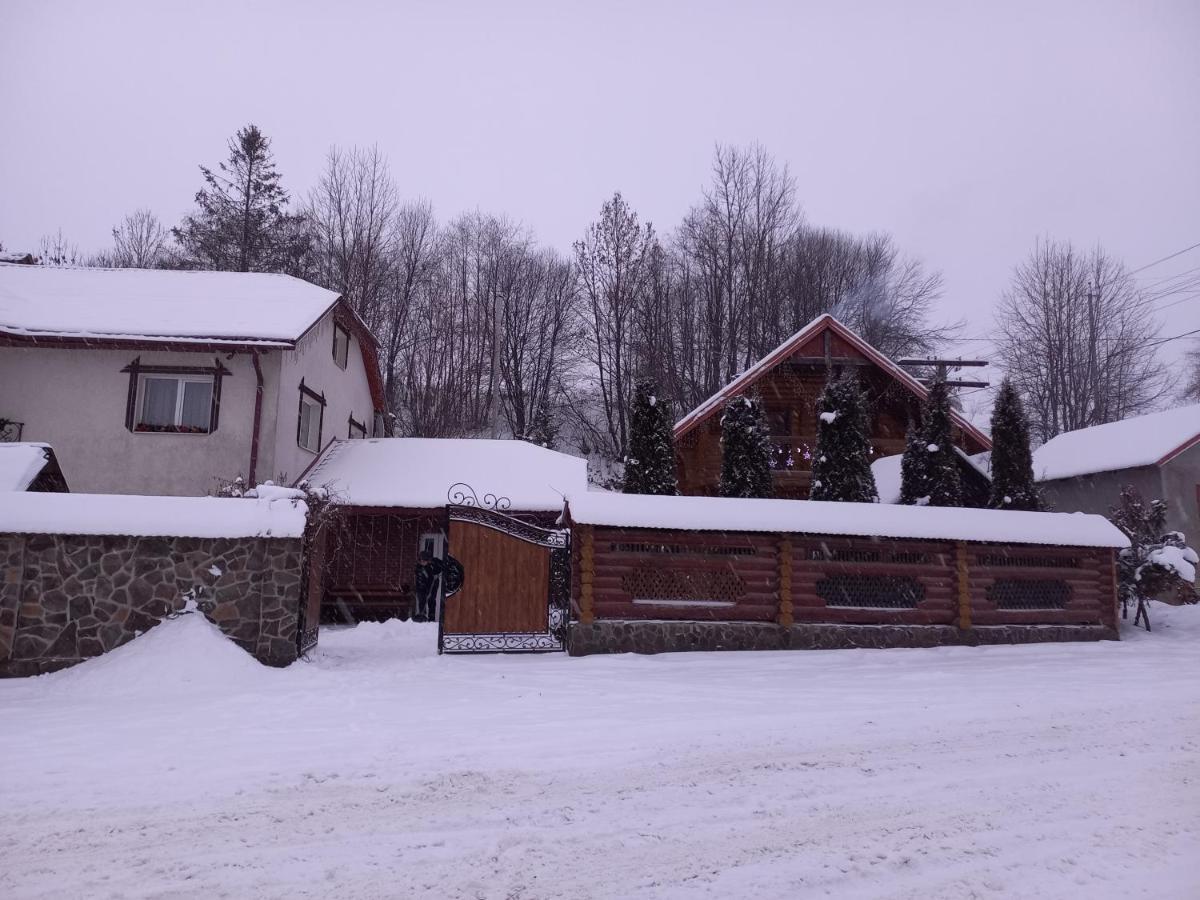 Затишний Будиночок Bukovets Exteriör bild